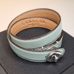 Coach Accessories Vintage 90s Double Wrap Leather Turnlock Bracelet Light Blue